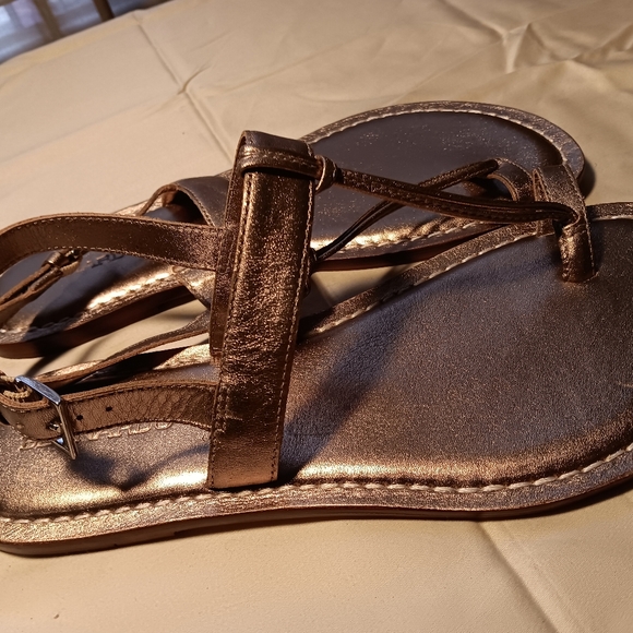 Gold sandals - Picture 3 of 5